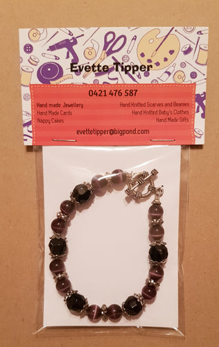Bracelet. 