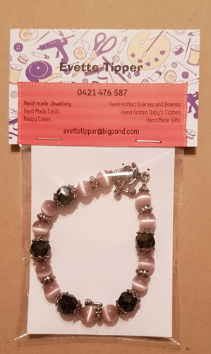 Bracelet. 