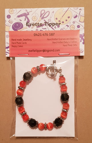 Bracelet. 