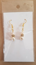 Load image into Gallery viewer, Earrings - Glass pearl and diamante