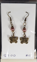 Load image into Gallery viewer, Earrings - Glass pearl and butterfly