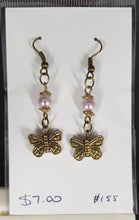 Load image into Gallery viewer, Earrings - Glass pearl and butterfly