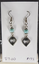 Load image into Gallery viewer, Earrings - Glass pearl and heart