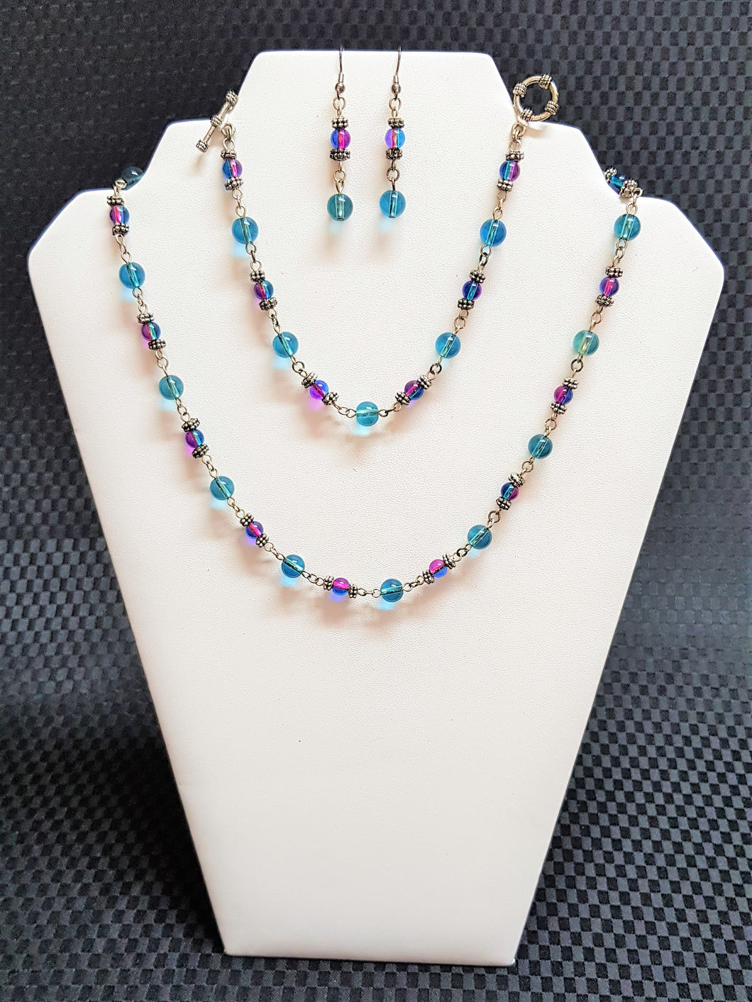 Necklace, bracelet and earrings 3 piece set