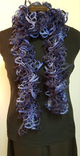 Load image into Gallery viewer, Handknitted Ruffle Scarf