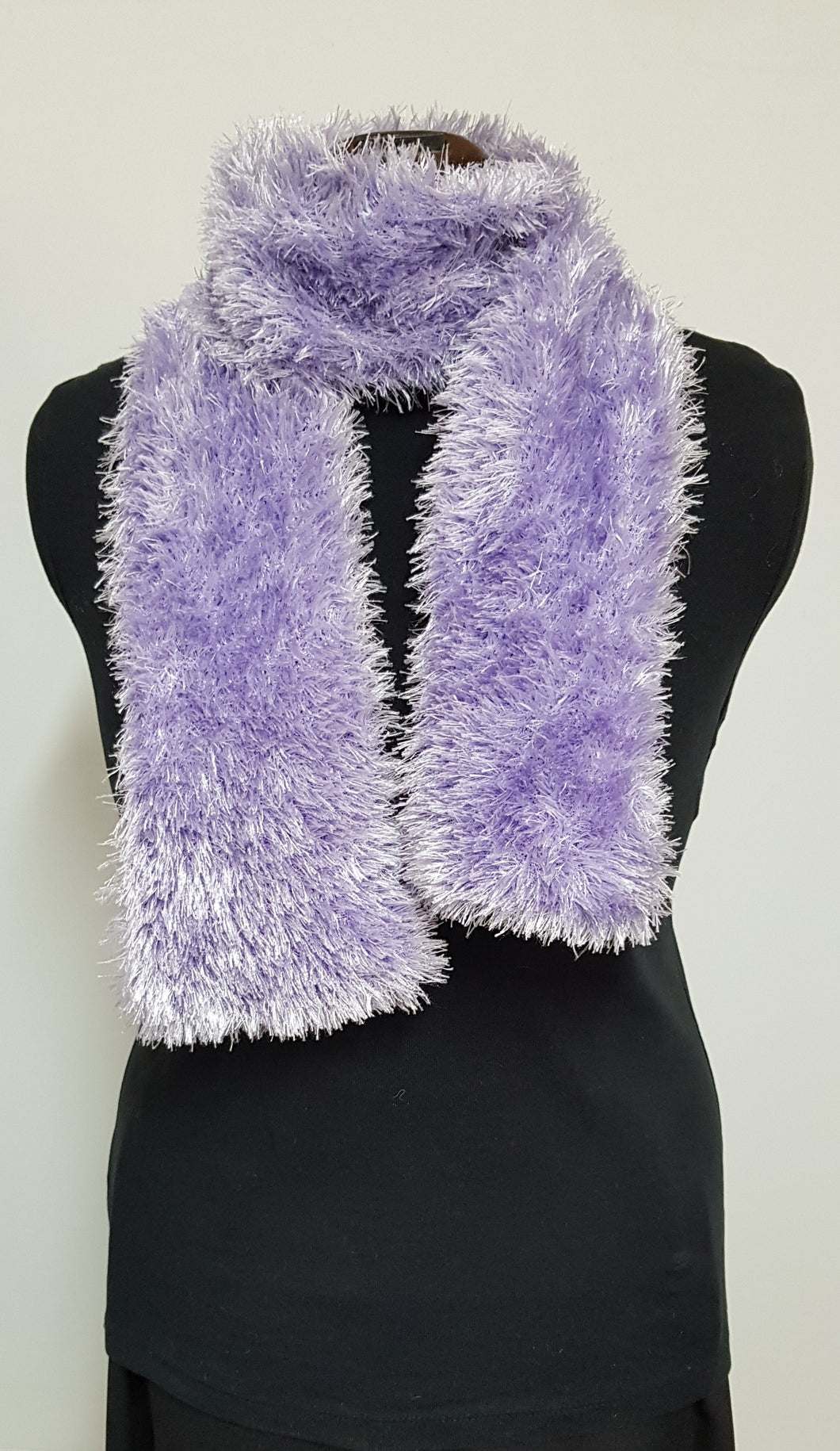 Scarf Ostrich style yarn Light Purple